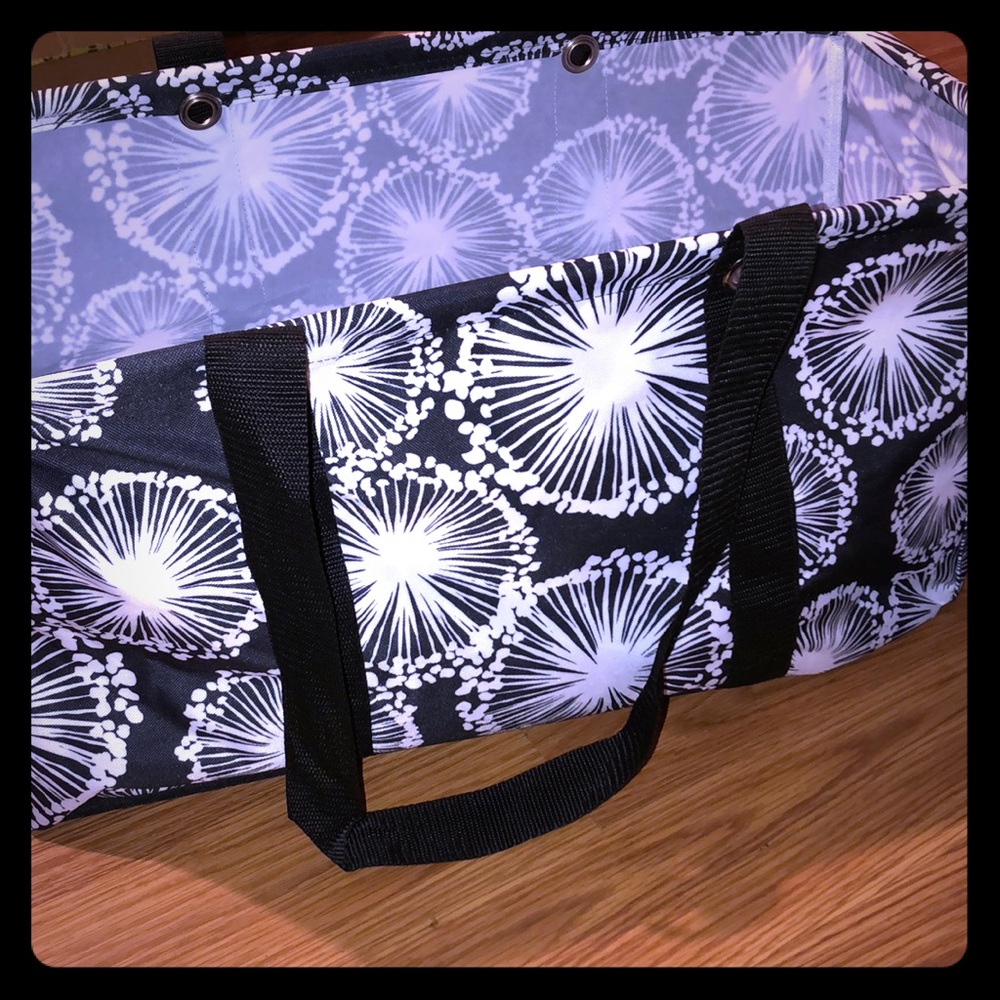 ✨ BNWT THIRTY ONE LARGE UTILITY TOTE✨